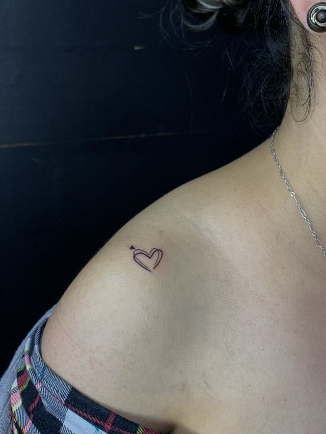 Corazones en el hombro